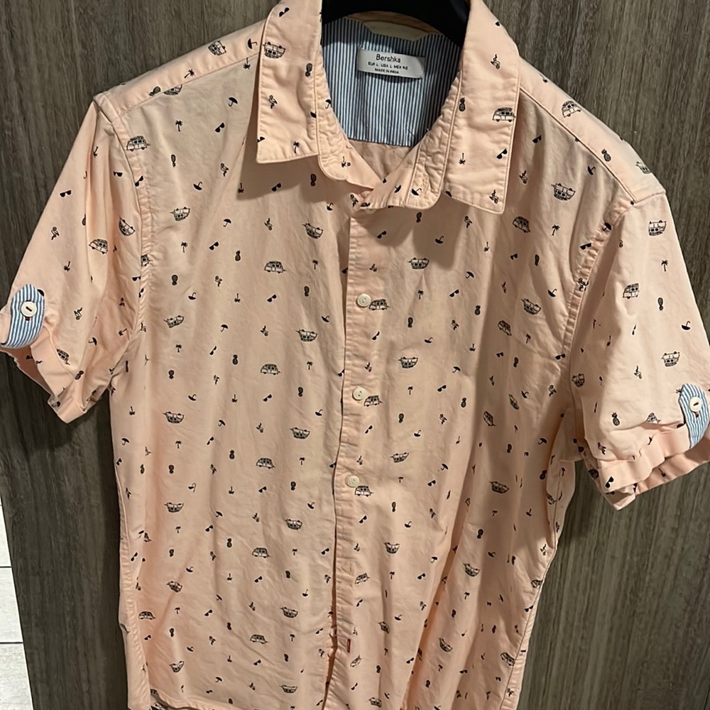 Bershka , size L, color salmon, t-shirt, Men